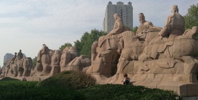 ����������Ҋ��һЩ���}����Щ��